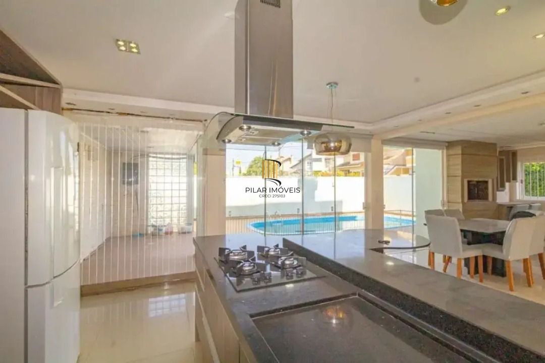 Casa a venda no bairro Moinhos de vento / Canoas RS com 4 quartos /  1 suite / 2 banheiros / 2 vagas