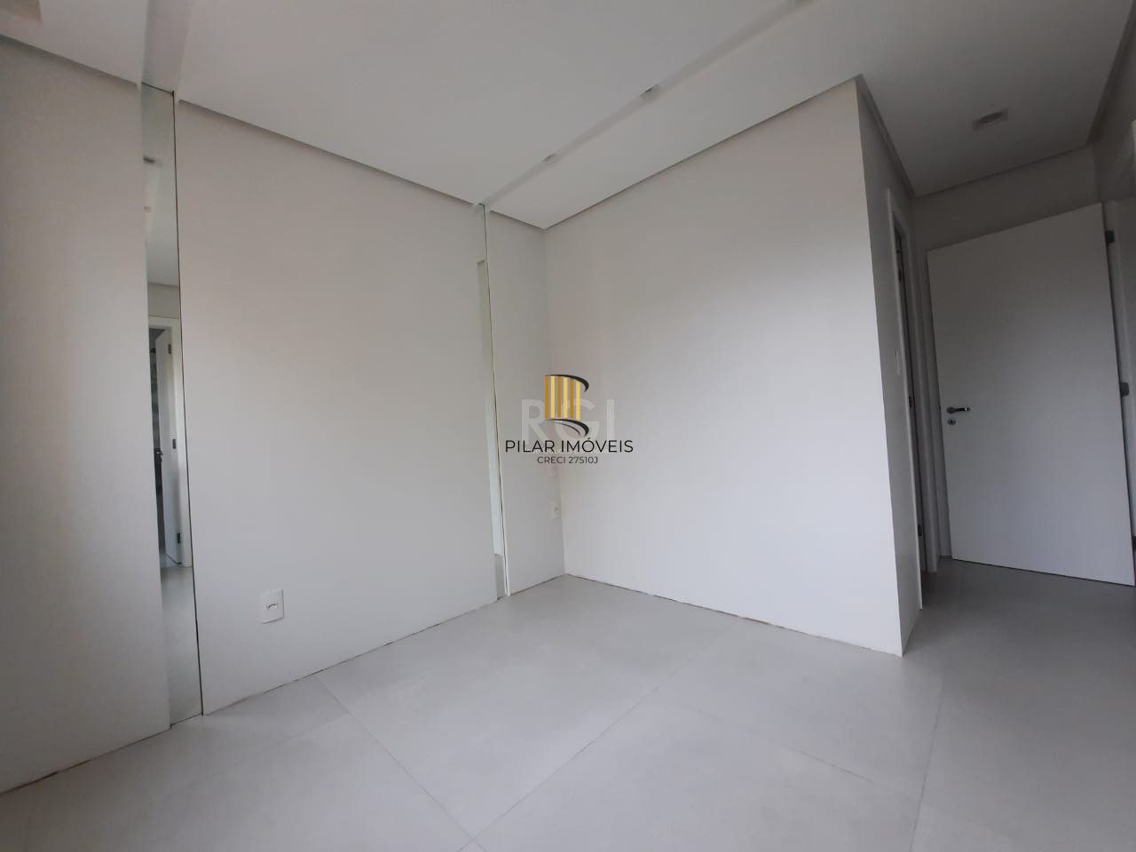 Apartamento para Venda - 43.76m², 1 dormitório, sendo 1 suites, 1 vaga - Boa Vista