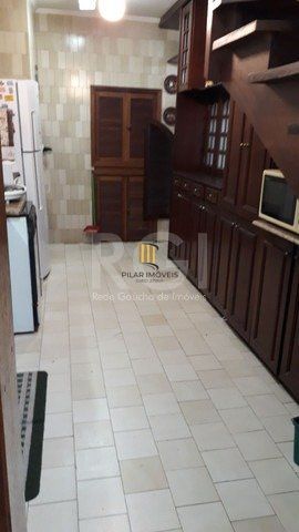 Casa para Venda - 144m², 3 dormitórios, sendo 2 suites, 4 vagas - São João