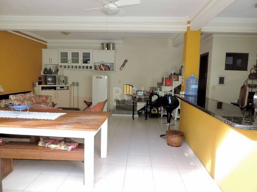 Casa para Venda - 229m², 3 dormitórios, sendo 1 suites, 1 vaga - São Geraldo