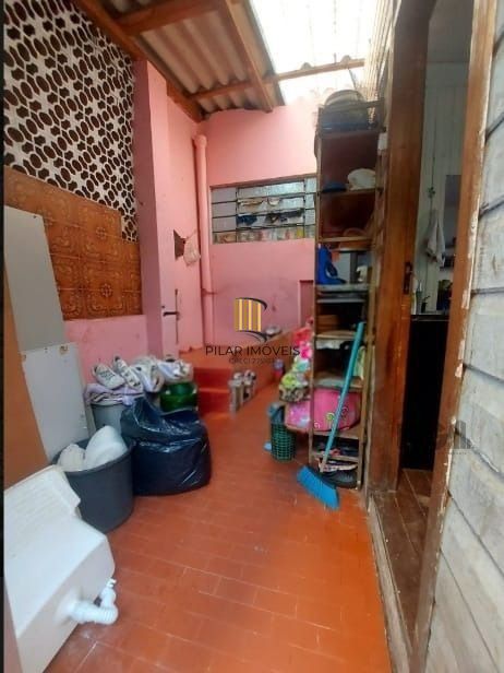 Casa 2 dormitórios no bairro Santana