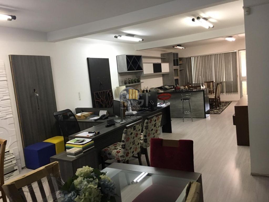 Predio para Venda - 147.49m², 0 dormitórios, 2 vagas - São João