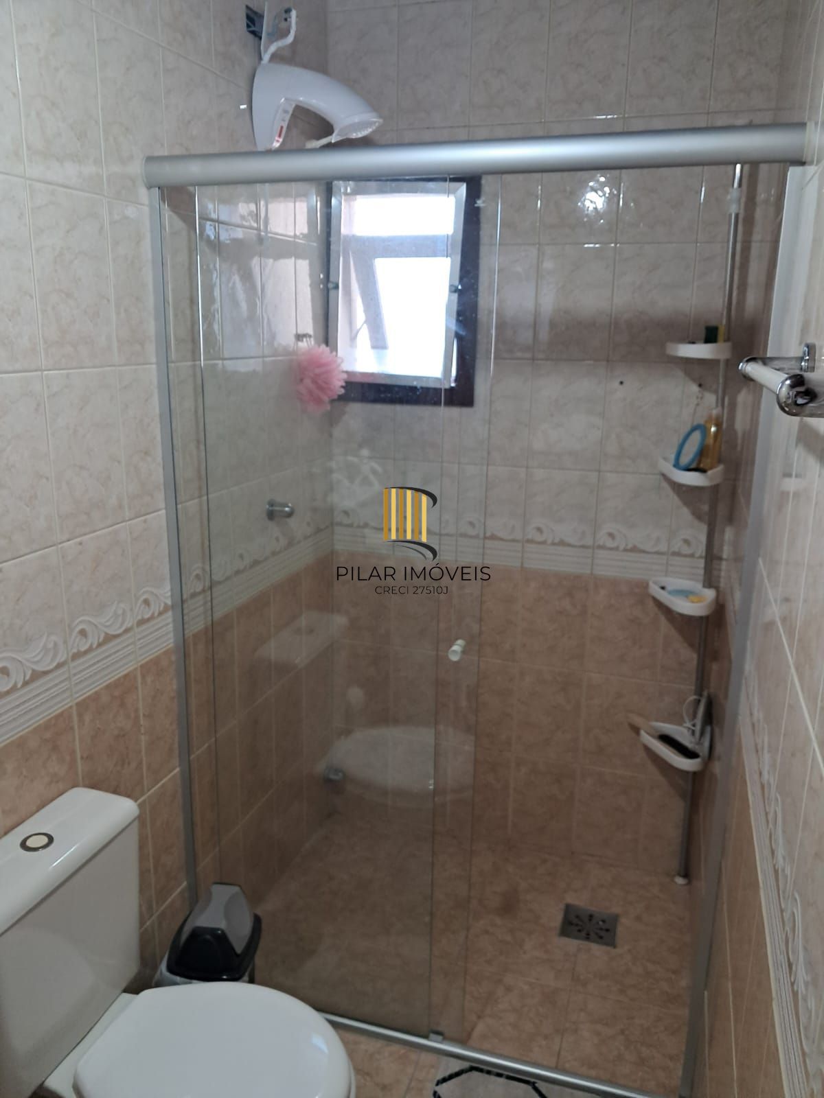 Sobrado 3 dormitórios no bairro Posto 6 (Capão Novo)