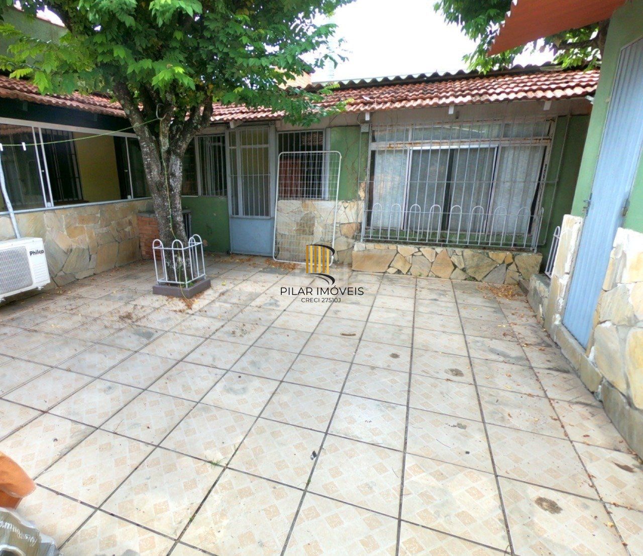 Casa para Venda - 404m², 5 dormitórios, sendo 3 suites, 2 vagas - Ipanema