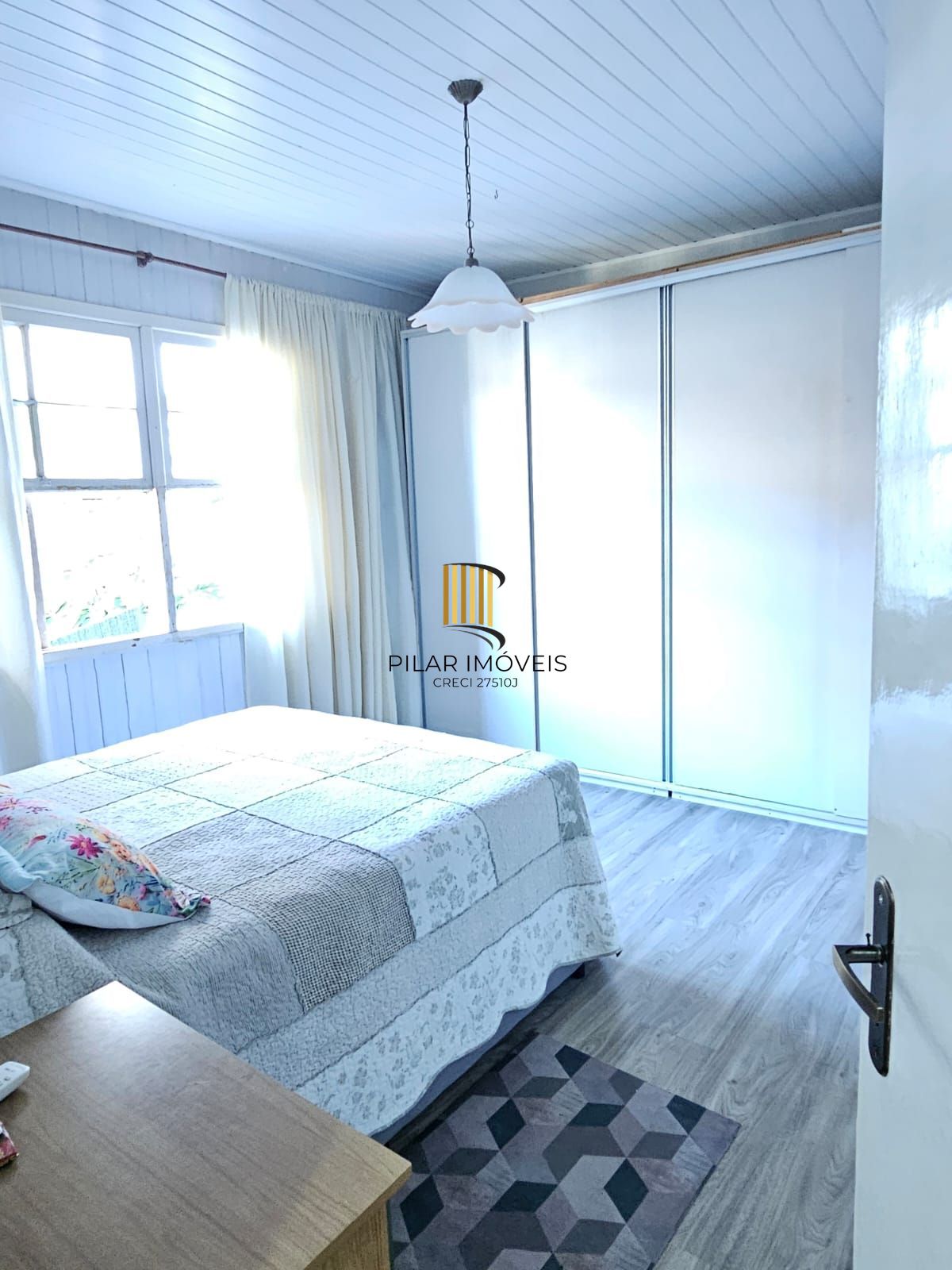 Casa 2 dormitórios no bairro Navegantes