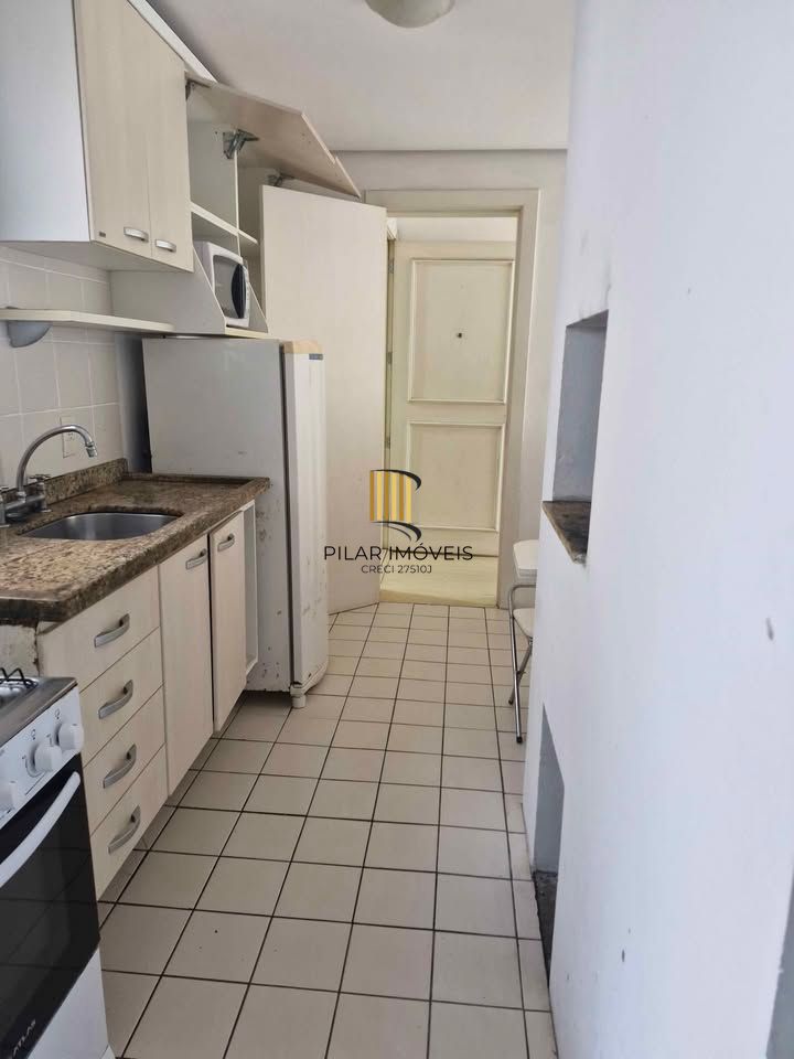 Apartamento Um dormitório/ vaga coberta/Menino Deus