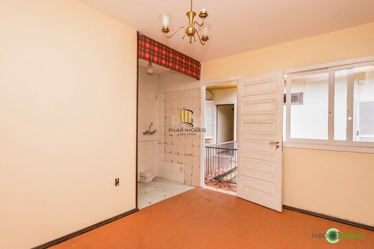 Casa para Venda - 307m², 4 dormitórios, sendo 2 suites, 3 vagas - Higienópolis