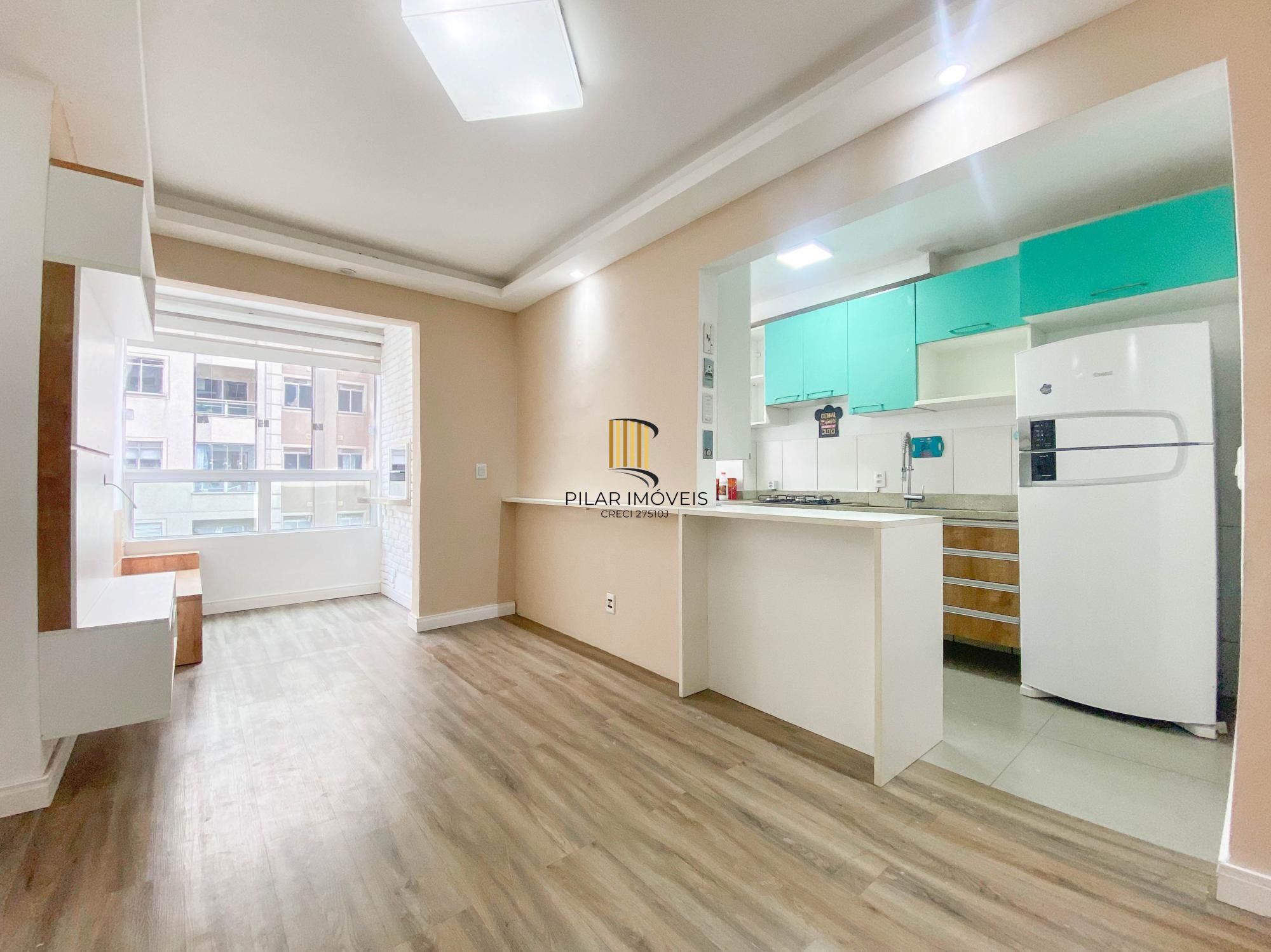 Apartamento de 2 quartos com sacada e churrasqueira com 1 vaga Porto Alegre - Pilar Imóveis