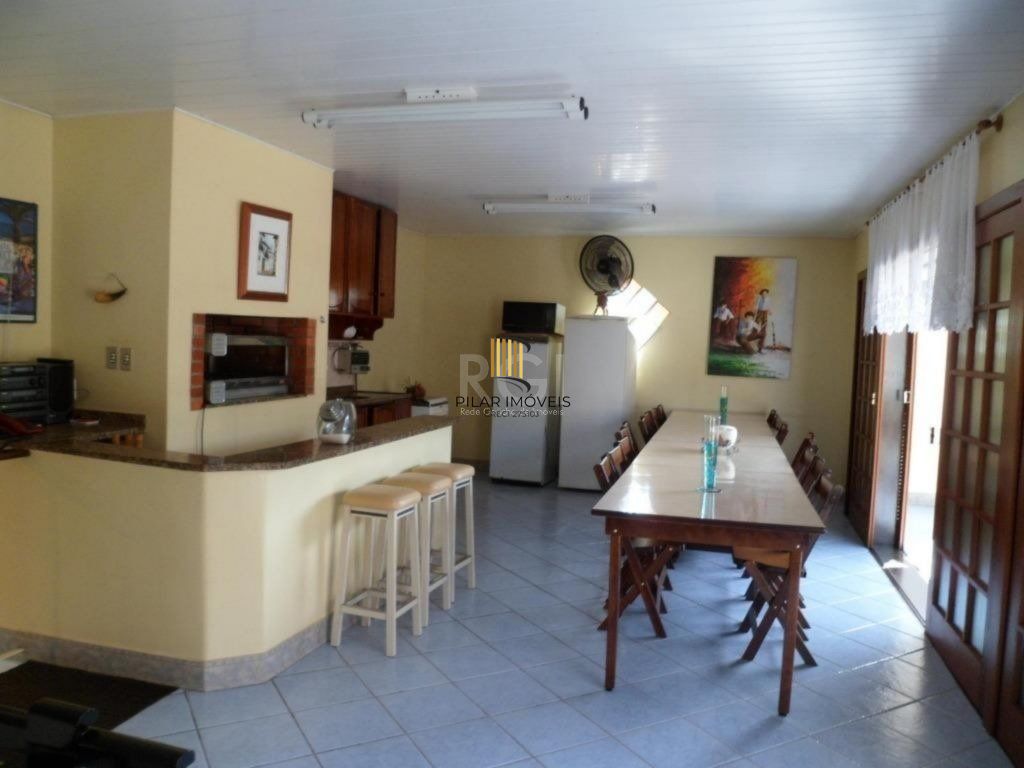 Casa para Venda - 216m², 4 dormitórios, sendo 1 suites, 8 vagas - Aberta Dos Morros