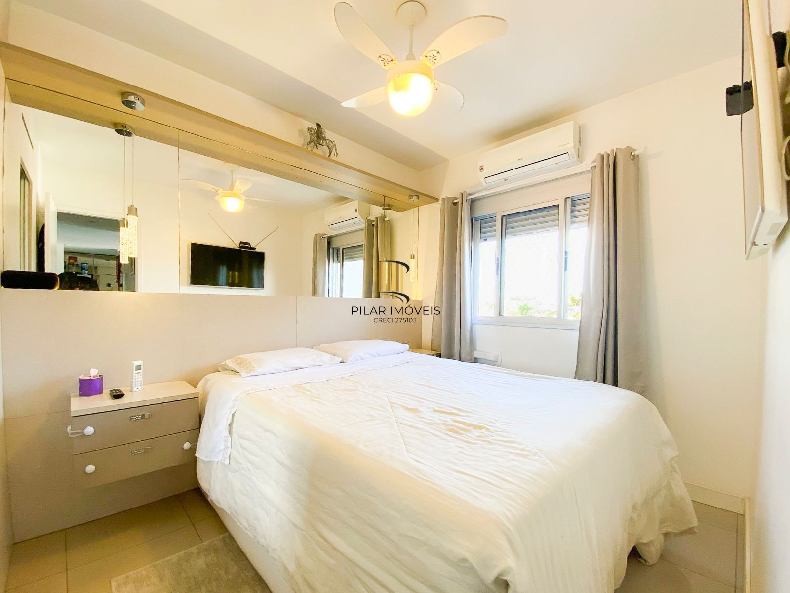 Apartamento / 2 Dormitórios / 1 Vaga / Semi mobiliado / Jardim Itu / Porto Alegre / RS