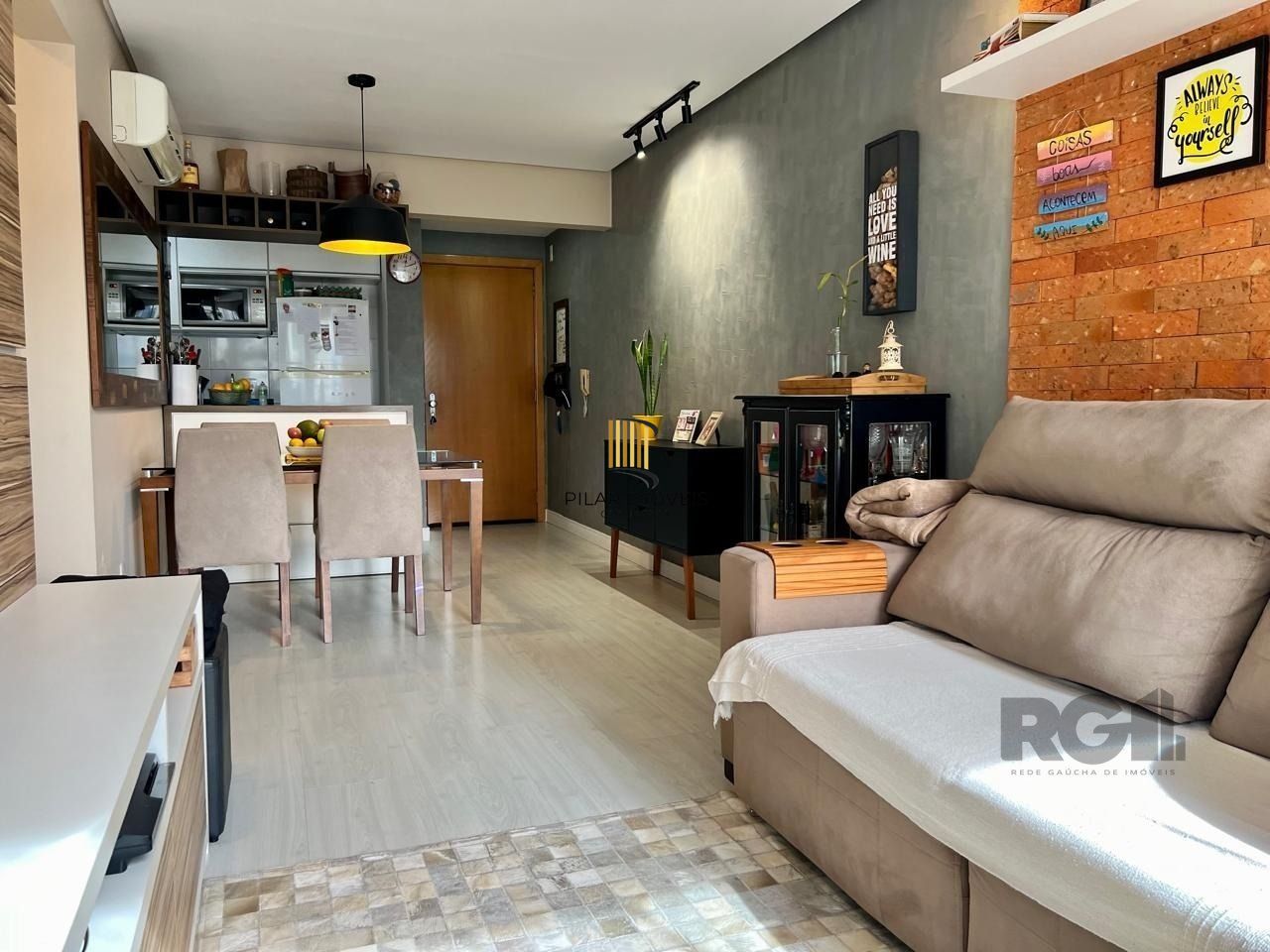 Apartamento 2 dormitórios no bairro Cavalhada