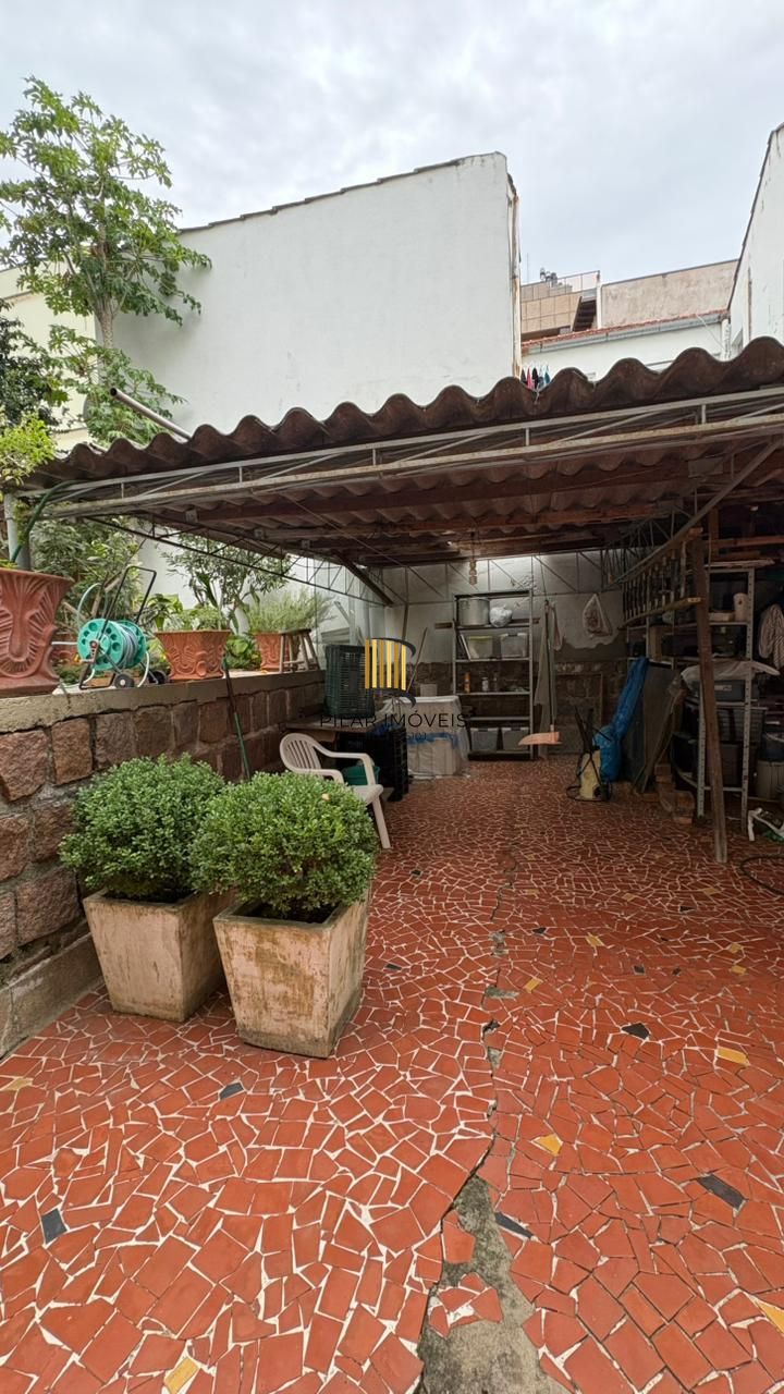 Apartamento a venda Bairro São João / 2 Dorm.