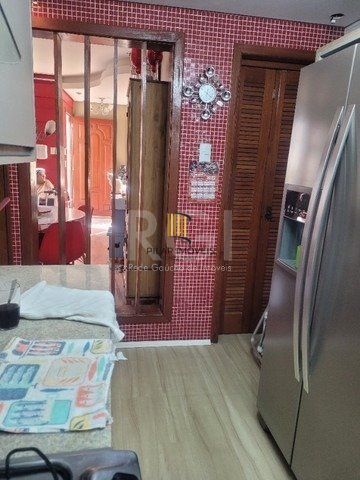 Casa para Venda - 80m², 2 dormitórios, 1 vaga - Medianeira