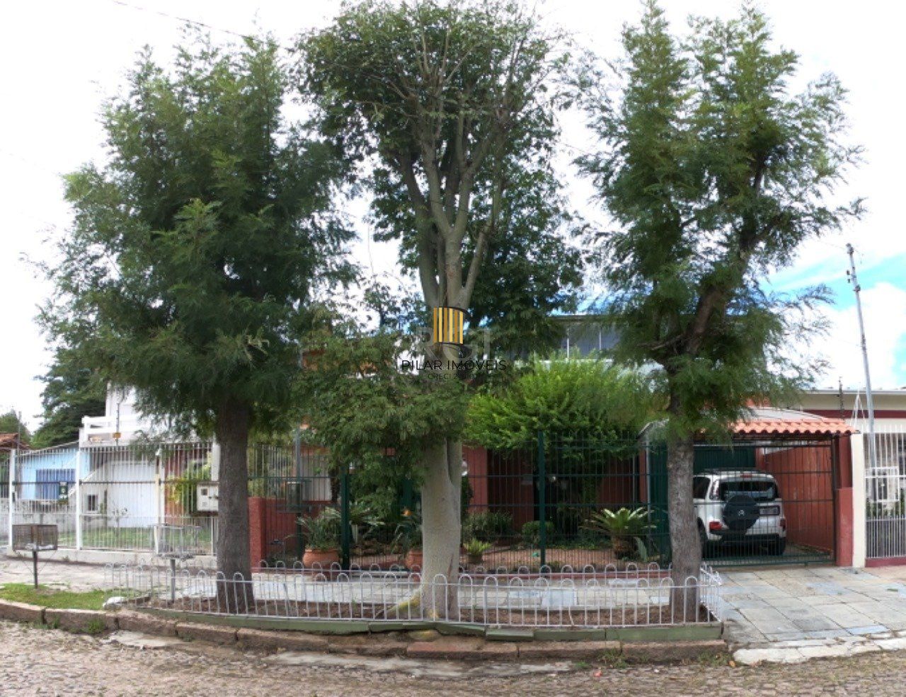 Casa para Venda - 404m², 5 dormitórios, sendo 3 suites, 2 vagas - Ipanema