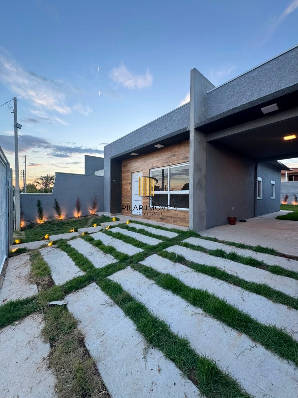 Casa a venda no bairro Parque Ipiranga - Gravatai