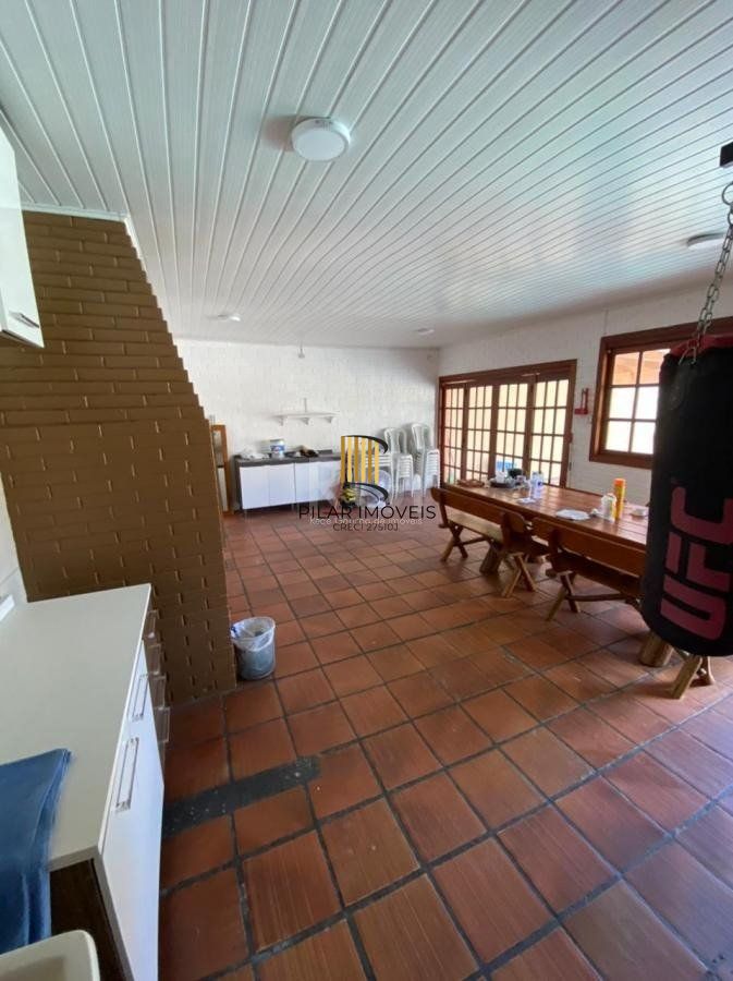 Casa para Venda - 140m², 3 dormitórios, 3 vagas - Rubem Berta