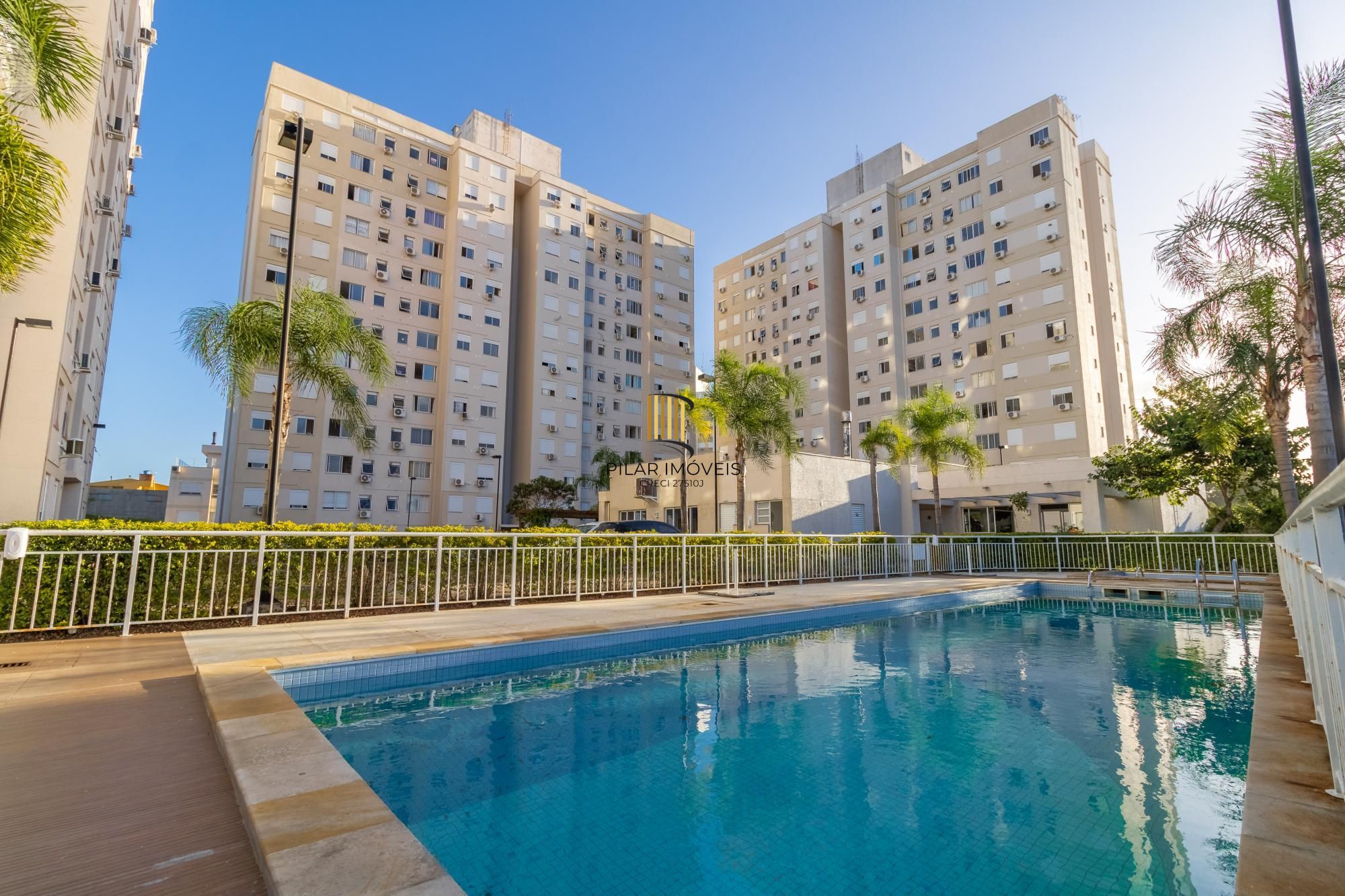 Apartamento / 2 Dormitórios / 1 Vaga / Mobiliado / Jardim Itu / Porto Alegre / RS