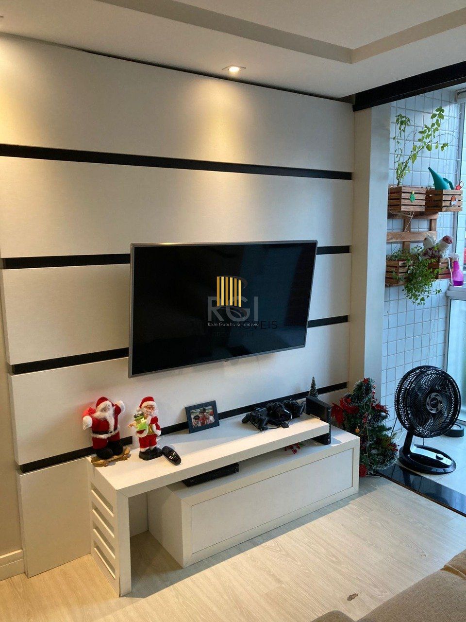 Apartamento para Venda - 63.56m², 3 dormitórios, sendo 1 suites, 1 vaga - Cristal