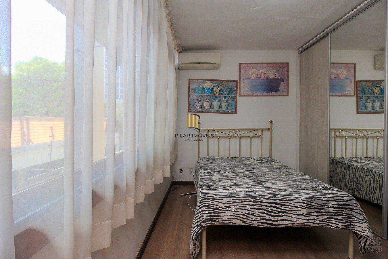 Casa 4 dormitórios no bairro Petrópolis