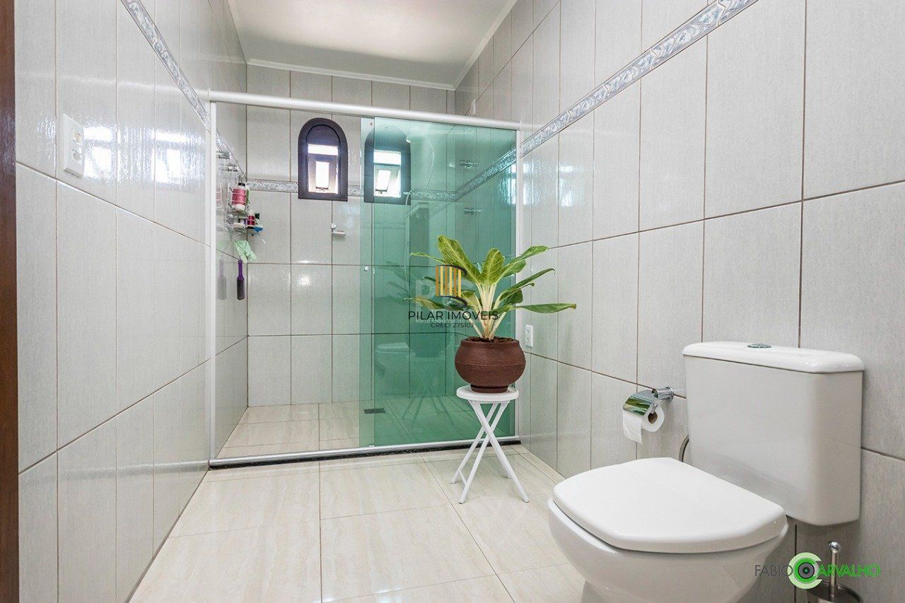 Apartamento para Venda - 271.7m², 3 dormitórios, sendo 1 suites, 4 vagas - Jardim Sabará
