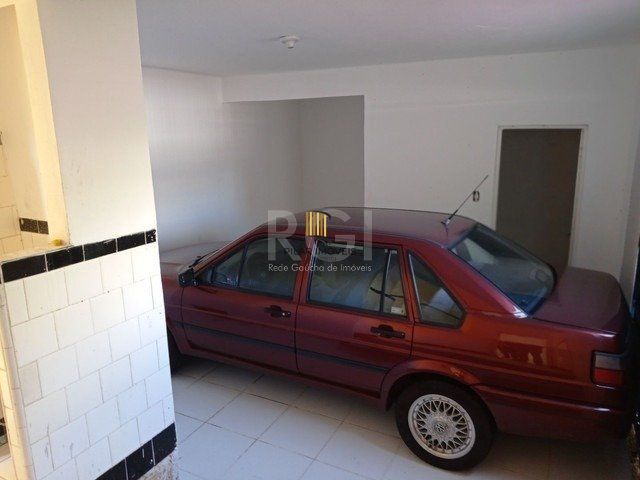 Casa para Venda - 200m², 4 dormitórios, 4 vagas - Passo da Areia
