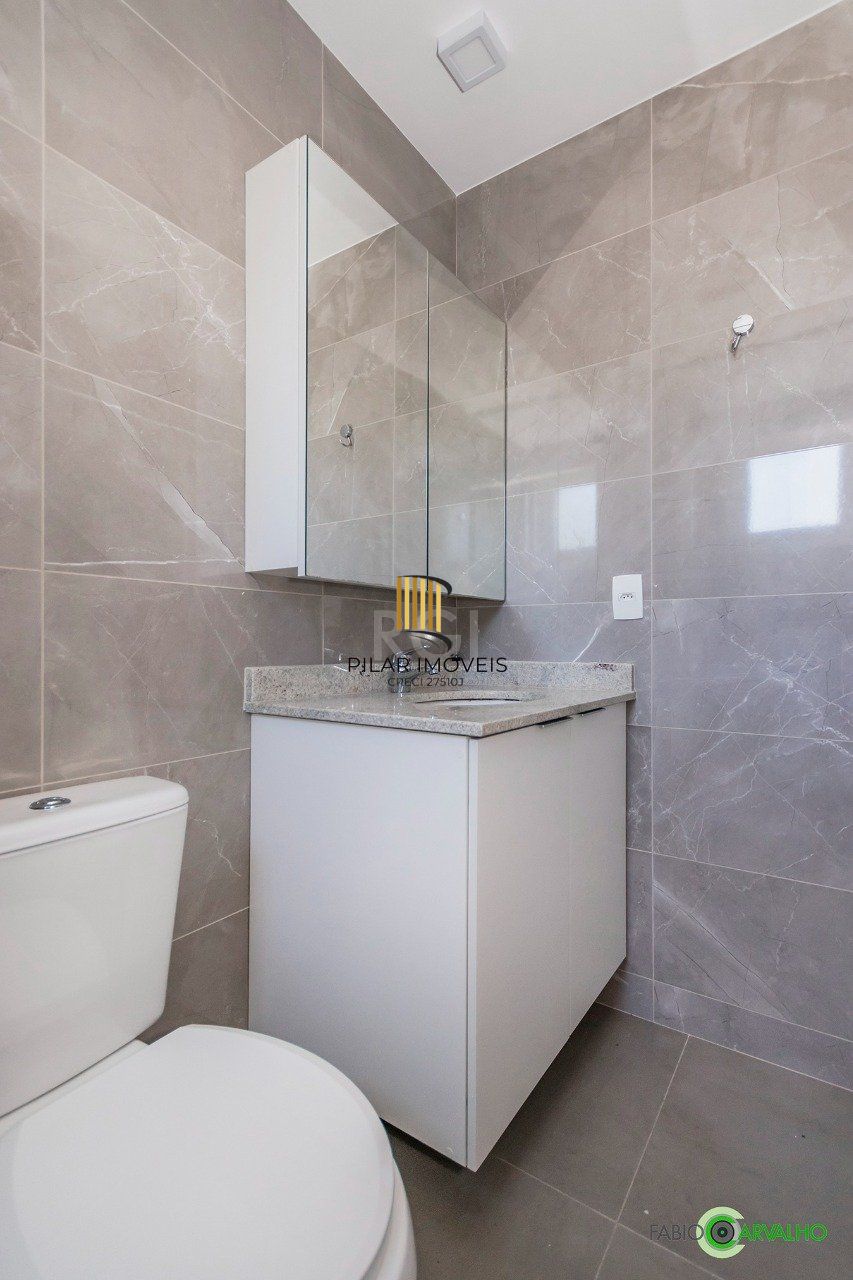 Apartamento para Venda - 62.48m², 2 dormitórios, sendo 1 suites, 1 vaga - Glória