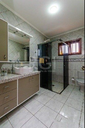 Casa 3 dormitórios no bairro Sarandi