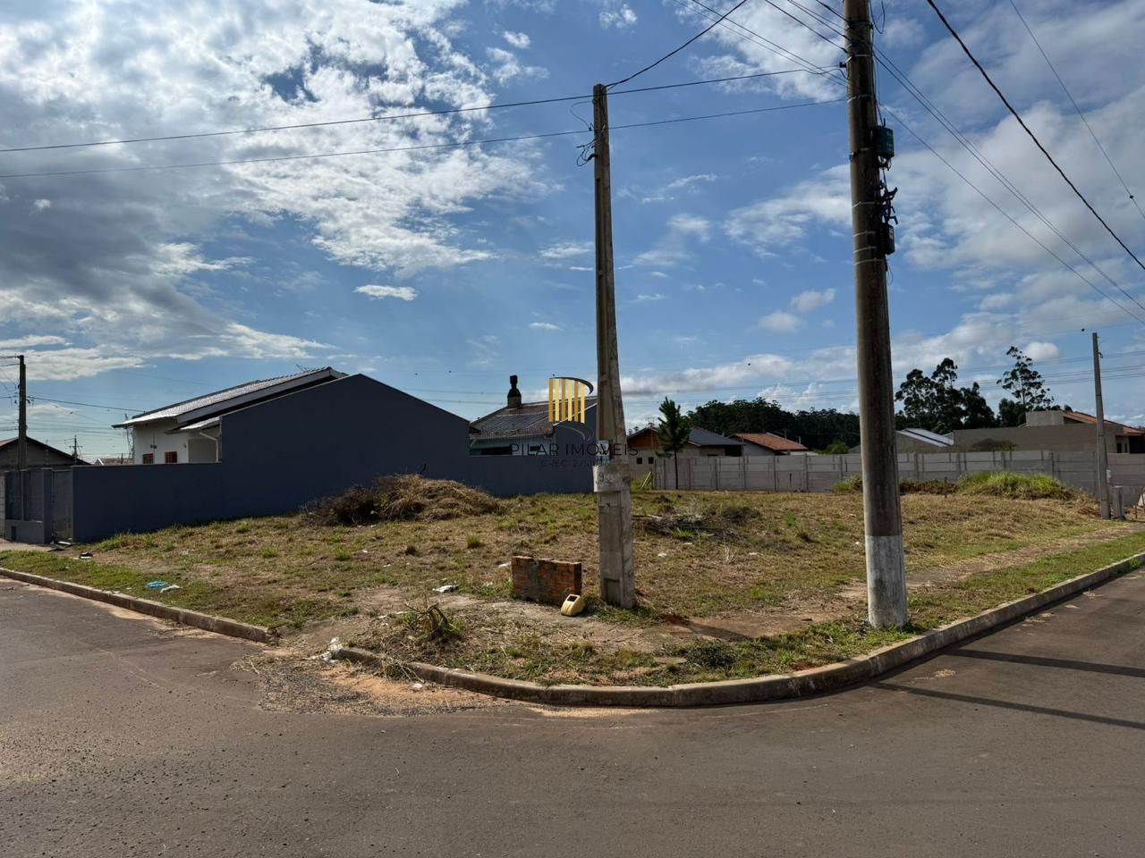 Terreno 294m²/ Bairro são jose/ de esquina
