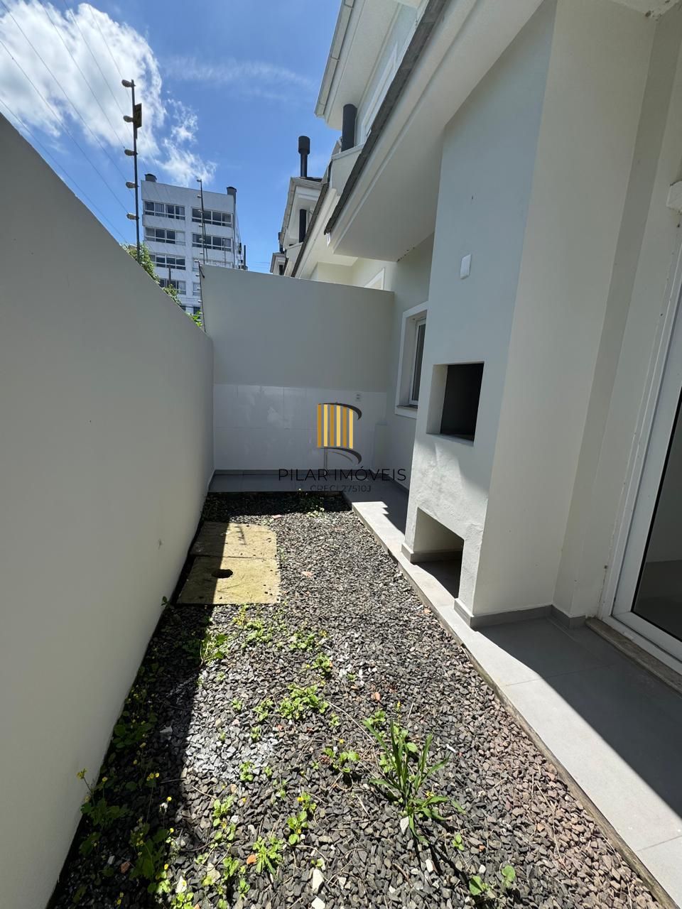 Oportunidade/Sobrado novo/Ágora House/Canoas/3Dorm/Suite/3 vagas de garagem