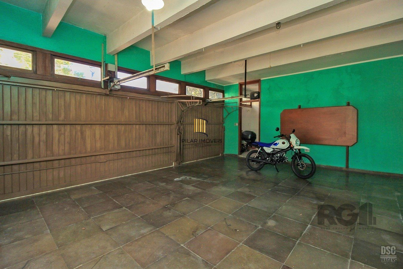 Casa 4 dormitórios no bairro Petrópolis