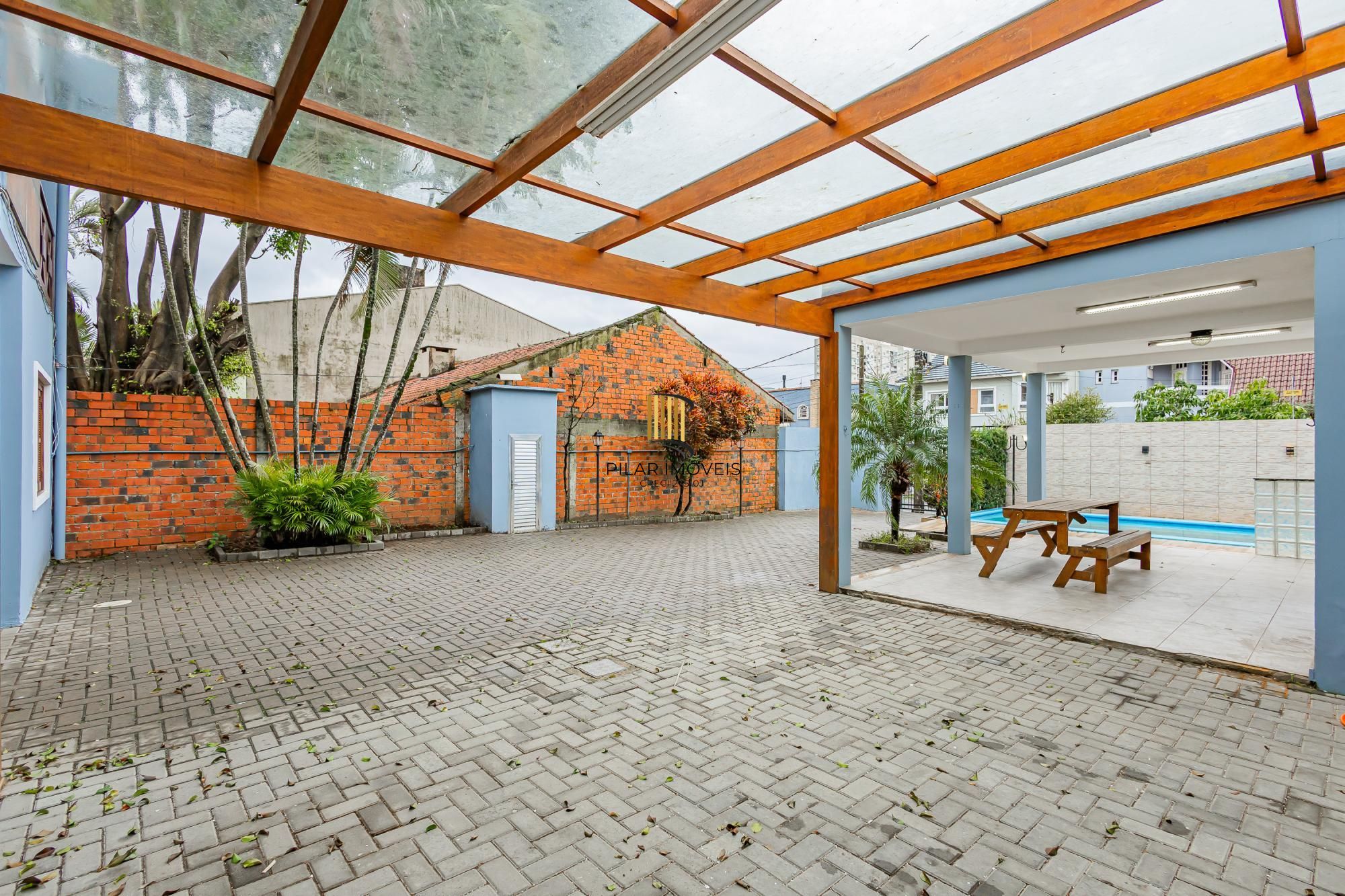 Casa 4 quartos/suite/banheira/piscina/Canoas