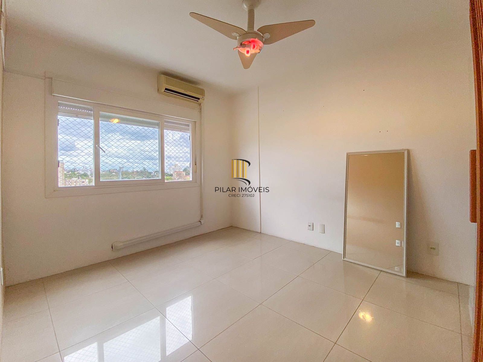 Apartamentos / 2 Dormitórios / 1 Suíte / 1 Vaga / São Sebastião / Porto Alegre / RS