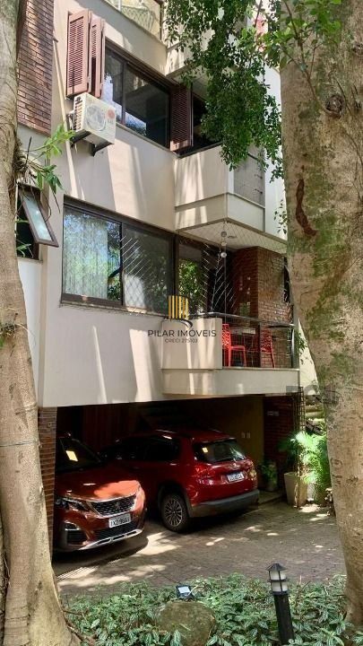 Casa para VENDA em Condomínio na Vila Assunção com 199m², 3 dormitórios, 2 suítes e 2 vagas de garagem. 