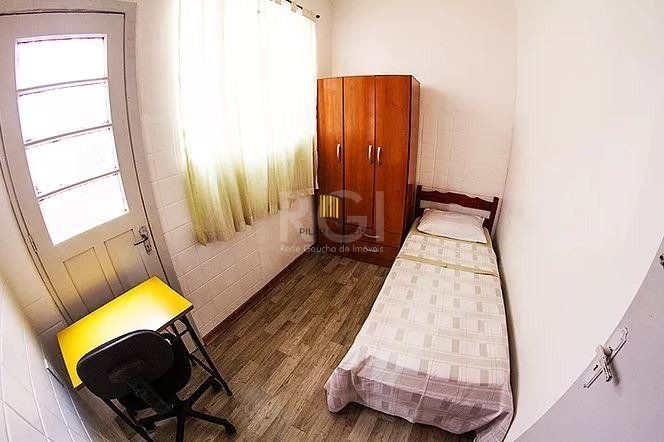 Casa para Venda - 268m², 16 dormitórios, 2 vagas - São Geraldo
