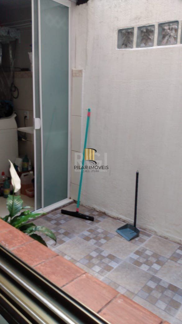 Apartamento para Venda - 60.89m², 2 dormitórios, São João