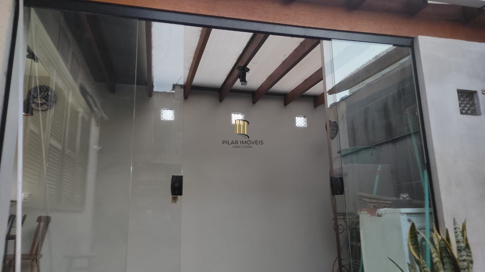 Casa 2 dorm/ semi mobilhada/venda ou locação/ Bairro Central Park/ Canoas
