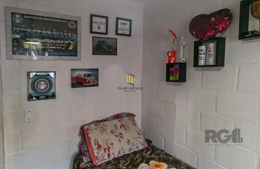 Apartamento 2 dormitórios no bairro Campo Novo