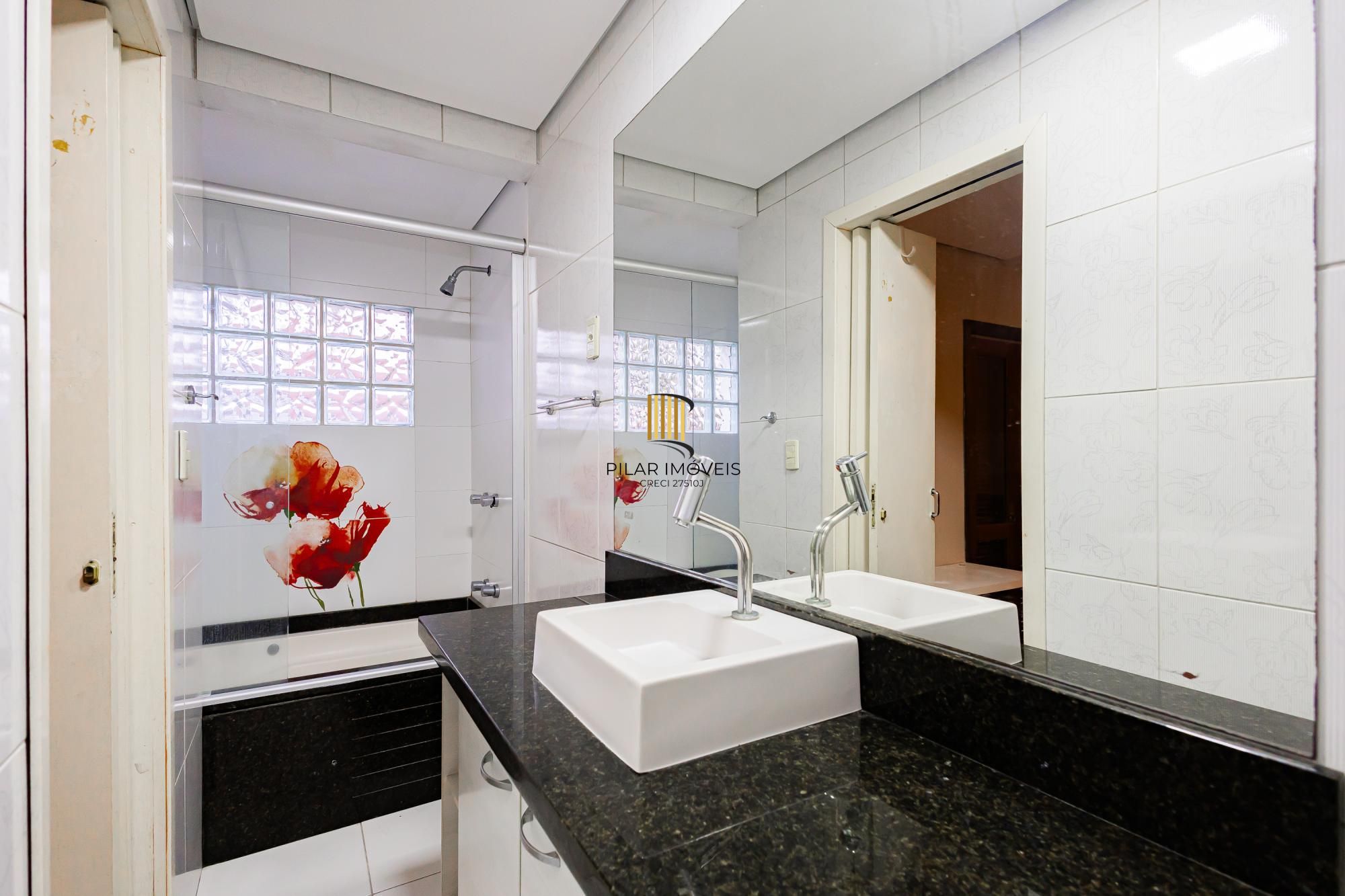 Casa 4 quartos/suite/banheira/piscina/Canoas