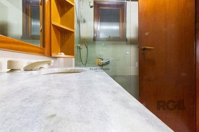 Apartamento 3 dormitórios no bairro Menino Deus