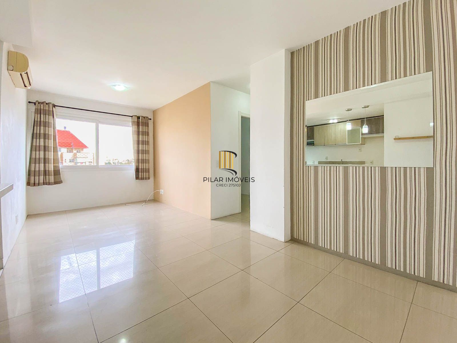 Apartamentos / 2 Dormitórios / 1 Suíte / 1 Vaga / São Sebastião / Porto Alegre / RS - Pilar Imóveis