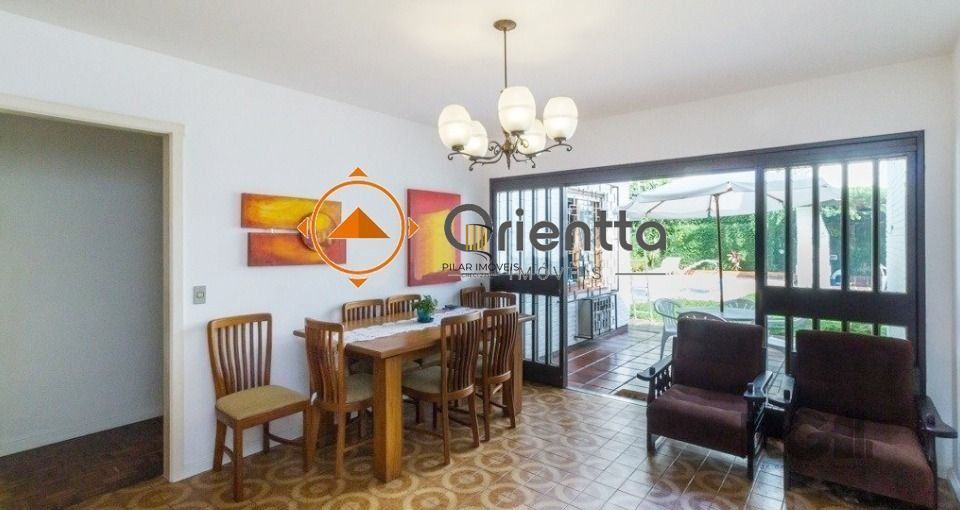 Casa 4 dormitórios no bairro Chácara das Pedras