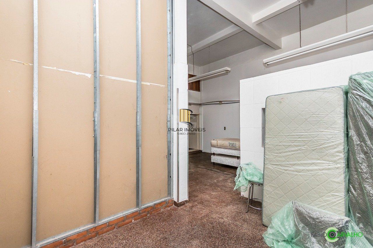 Apartamento para Venda - 271.7m², 3 dormitórios, sendo 1 suites, 4 vagas - Jardim Sabará