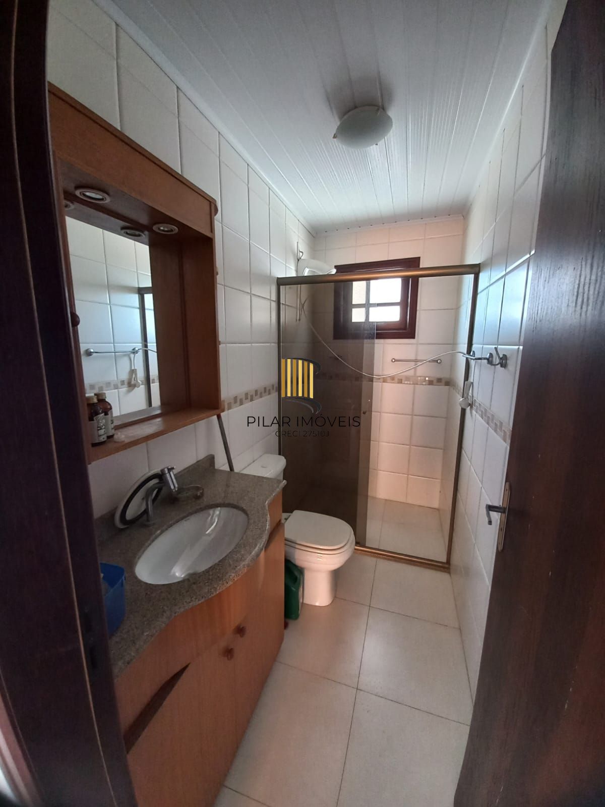 Casa Completa com Piscina, Escritório e 6 Dormitórios