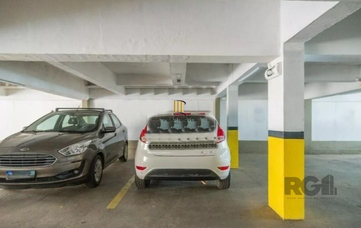 Apartamento Semimobiliado 1 Dormitório e 1 Vaga