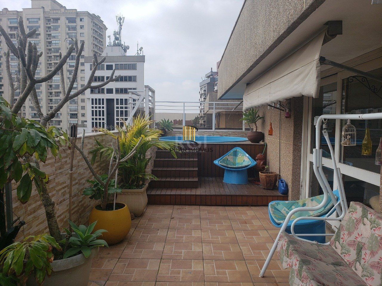 Cobertura para Venda - 296m², 3 dormitórios, sendo 1 suites, 3 vagas - Petrópolis