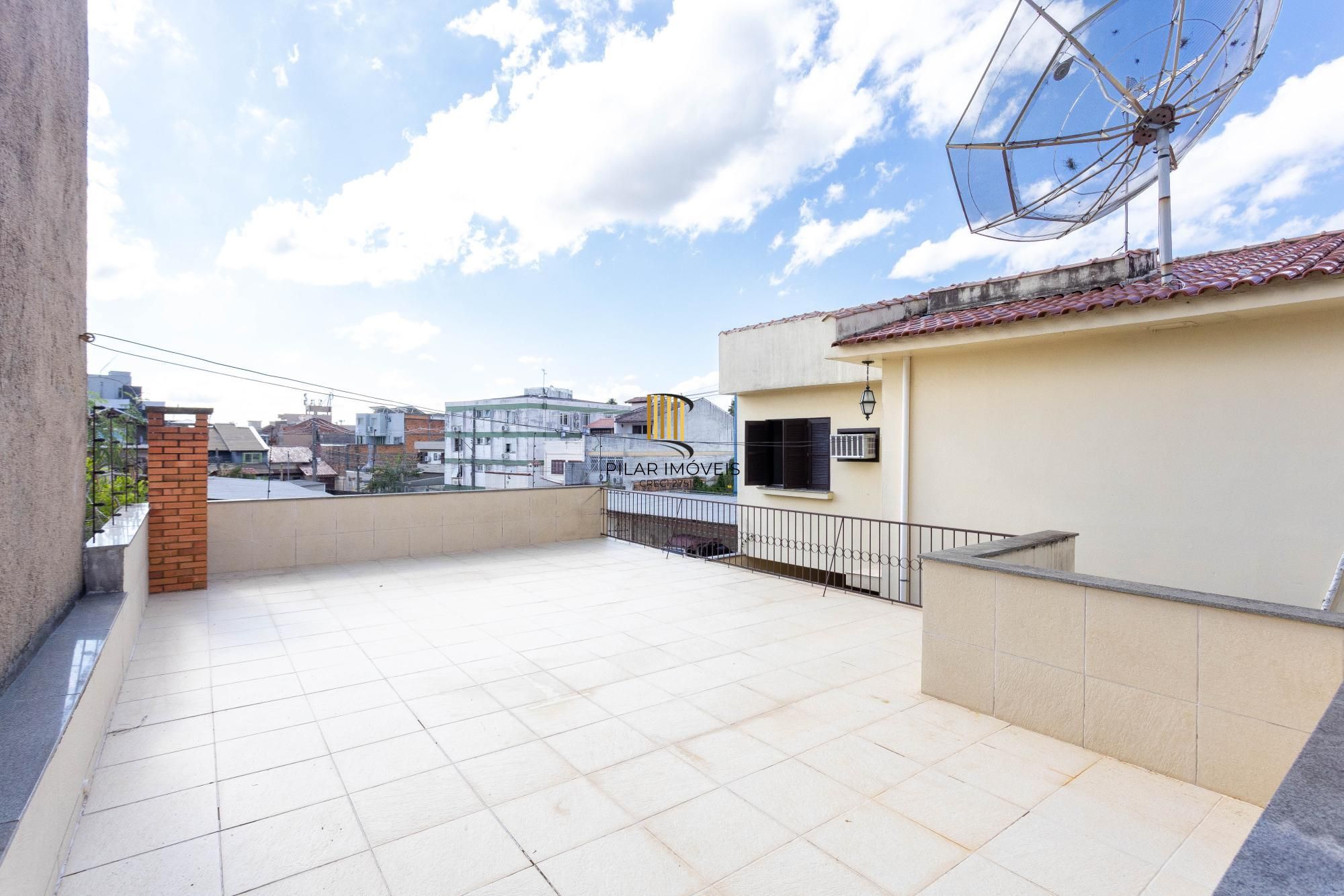 CASA SOBRADO 3 DORMITÓRIOS 1 SUITE 3 VAGAS NO BAIRRO HIGIENÓPOLIS EM PORTO ALEGRE