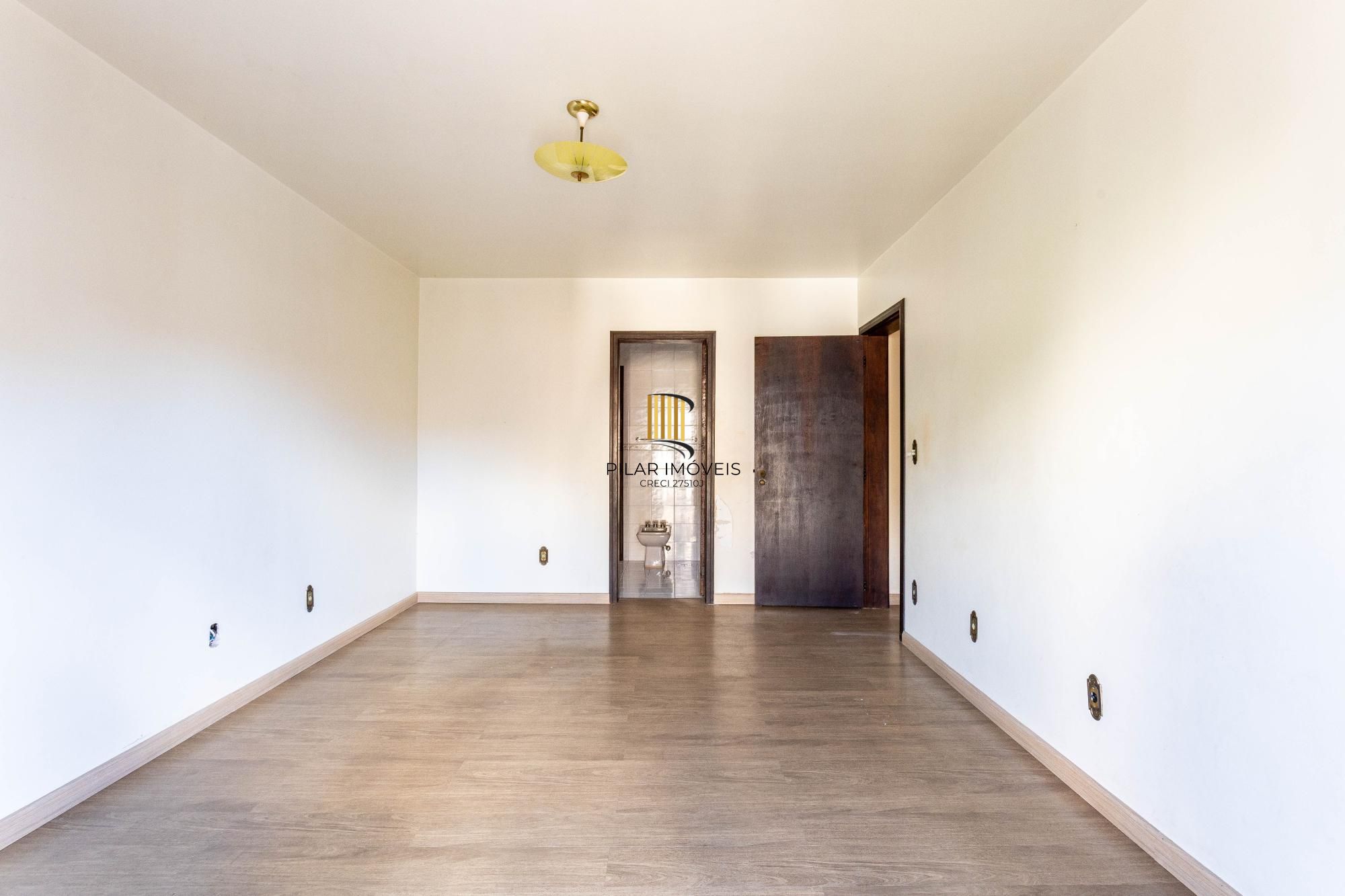 CASA SOBRADO 3 DORMITÓRIOS 1 SUITE 3 VAGAS NO BAIRRO HIGIENÓPOLIS EM PORTO ALEGRE