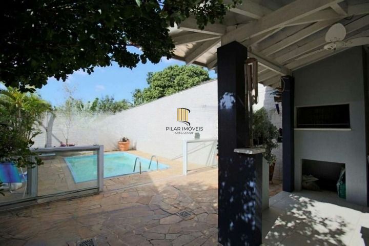 Casa 3 dormitórios no bairro Santo Antônio