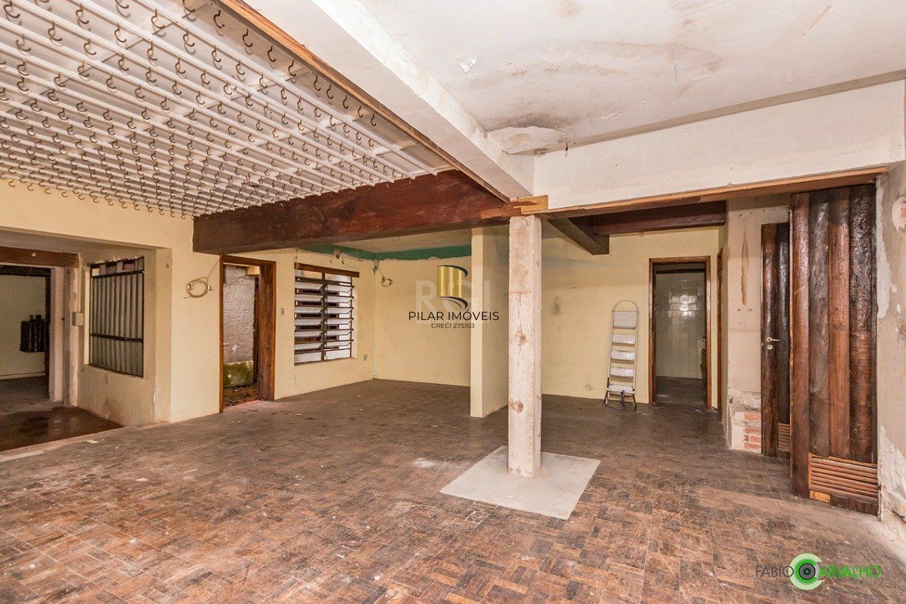 Casa para Venda - 307m², 4 dormitórios, sendo 2 suites, 3 vagas - Higienópolis