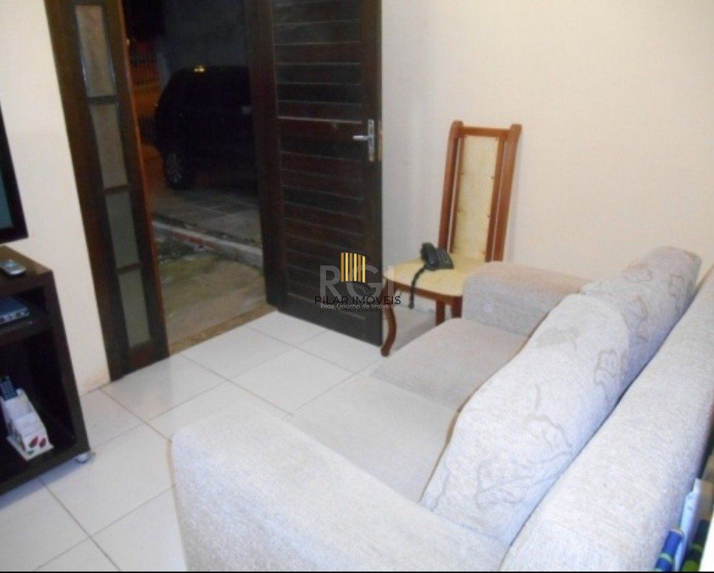 Casa para Venda - 147m², 3 dormitórios, 2 vagas - Rubem Berta
